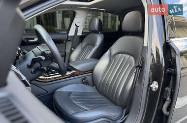 Седан Audi A8 2017 в 