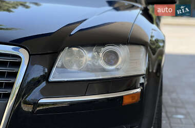 Седан Audi A8 2005 в 