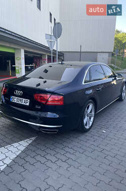 Седан Audi A8 2012 в 