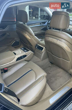 Седан Audi A8 2012 в 