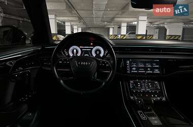 Седан Audi A8 2021 в 