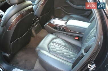 Седан Audi A8 2013 в 