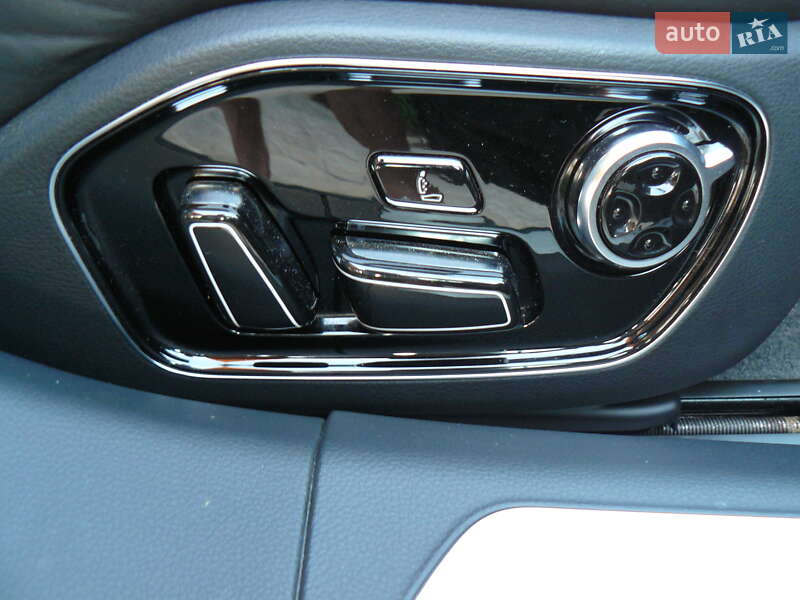 Седан Audi A8 2013 в Ивано-Франковске