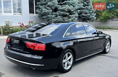 Седан Audi A8 2013 в 