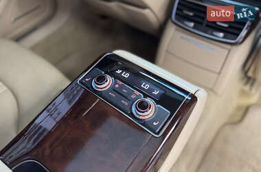 Седан Audi A8 2013 в 