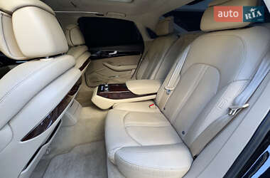 Седан Audi A8 2013 в 