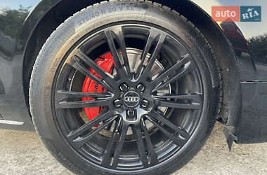 Седан Audi A8 2011 в 