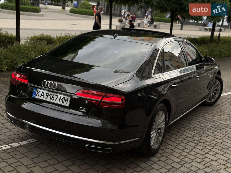 Седан Audi A8 2017 в Івано-Франківську