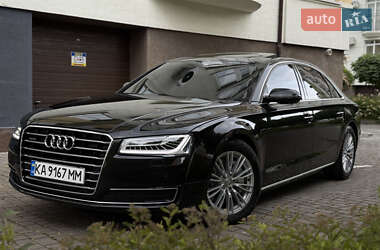 Седан Audi A8 2017 в 