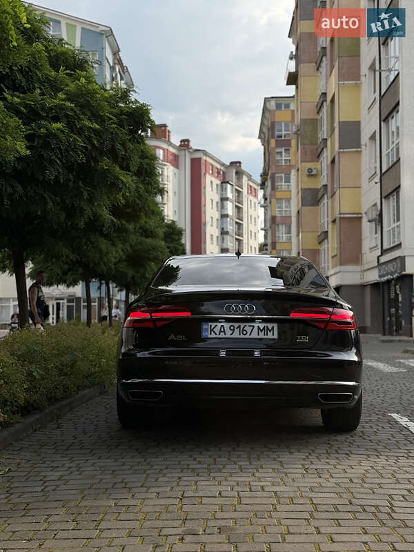 Седан Audi A8 2017 в Івано-Франківську