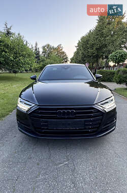 Седан Audi A8 2019 в 