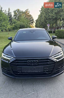 Седан Audi A8 2019 в 