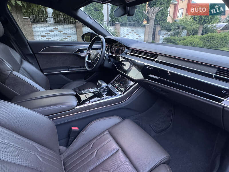 Седан Audi A8 2019 в Києві