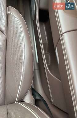 Седан Audi A8 2016 в 