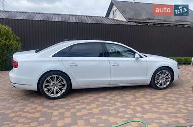 Седан Audi A8 2015 в 