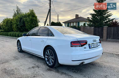 Седан Audi A8 2011 в 