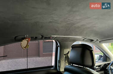 Седан Audi A8 2011 в 