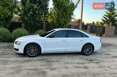 Седан Audi A8 2011 в 