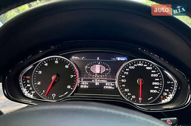 Седан Audi A8 2011 в 