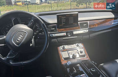 Седан Audi A8 2015 в 