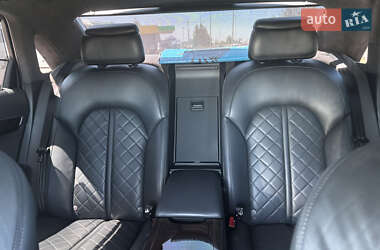 Седан Audi A8 2015 в 