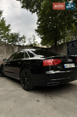Седан Audi A8 2013 в 