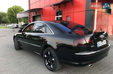 Седан Audi A8 2003 в 