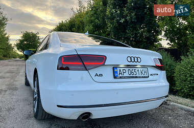 Седан Audi A8 2011 в 