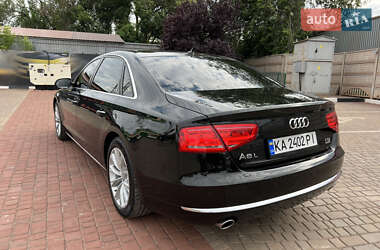 Седан Audi A8 2011 в 