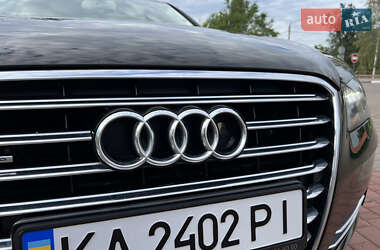 Седан Audi A8 2011 в 