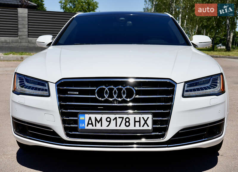Седан Audi A8 2016 в Житомире