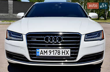 Седан Audi A8 2016 в 