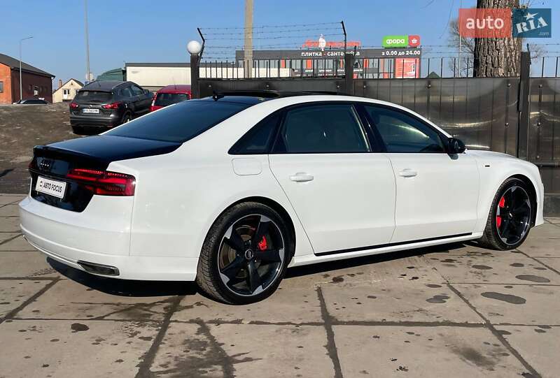 Седан Audi A8 2017 в Києві