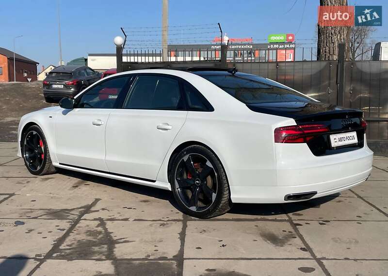Седан Audi A8 2017 в Києві