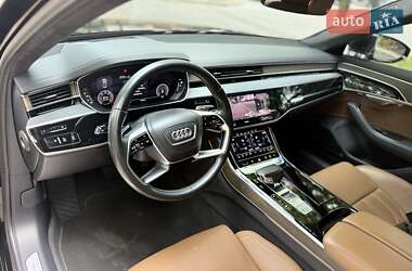 Седан Audi A8 2018 в 