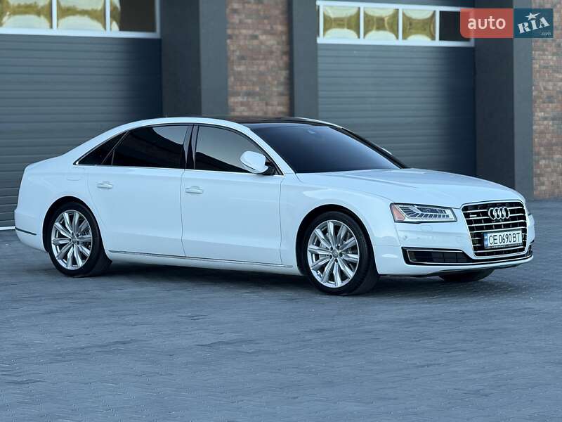 Седан Audi A8 2015 в Черновцах