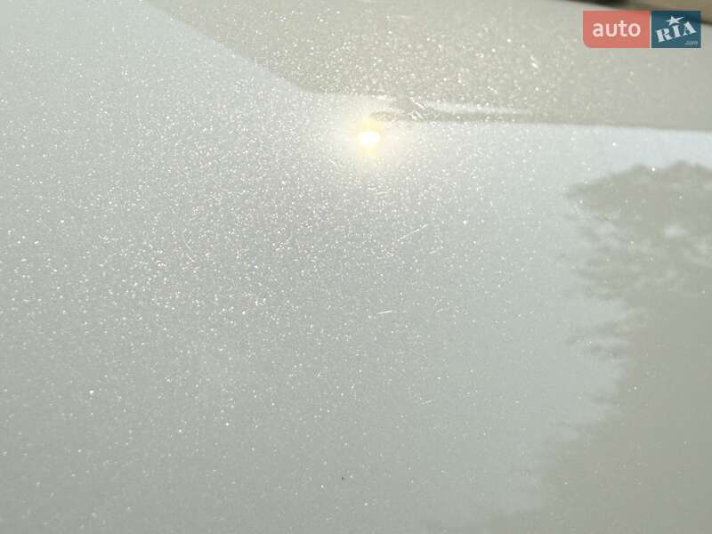 Седан Audi A8 2015 в Черновцах