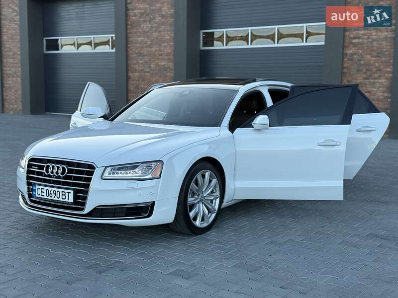 Седан Audi A8 2015 в Черновцах