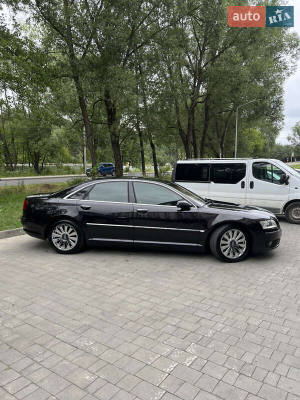 Седан Audi A8 2007 в Львове