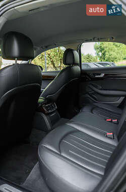 Седан Audi A8 2014 в 