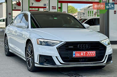 Седан Audi A8 2021 в 