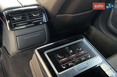Седан Audi A8 2021 в 