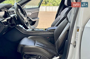 Седан Audi A8 2021 в 
