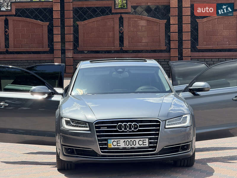 Седан Audi A8 2014 в Звягеле
