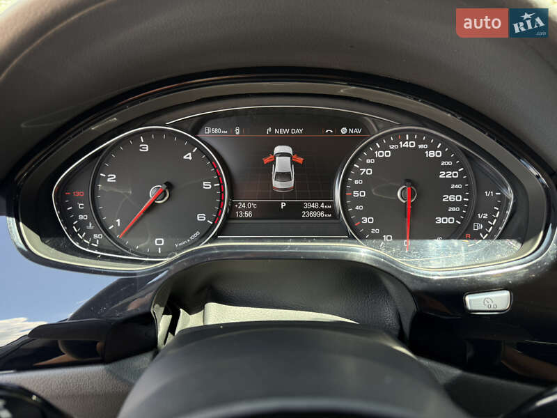 Седан Audi A8 2014 в Звягеле