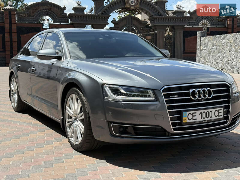 Седан Audi A8 2014 в Звягеле