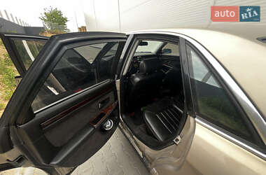 Седан Audi A8 2000 в 