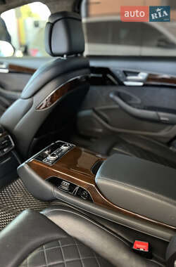 Седан Audi A8 2016 в 
