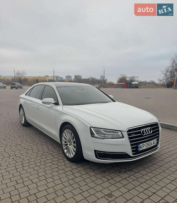 Седан Audi A8 2015 в Запорожье