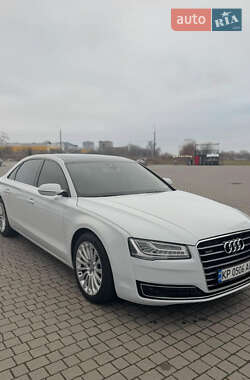 Седан Audi A8 2015 в 
